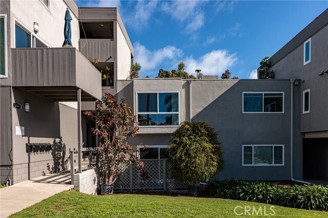 Building Photo - 340 Cypress Dr