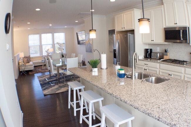 Building Photo - Sleeps 9 | Modern Upscale Ballantyne Gem