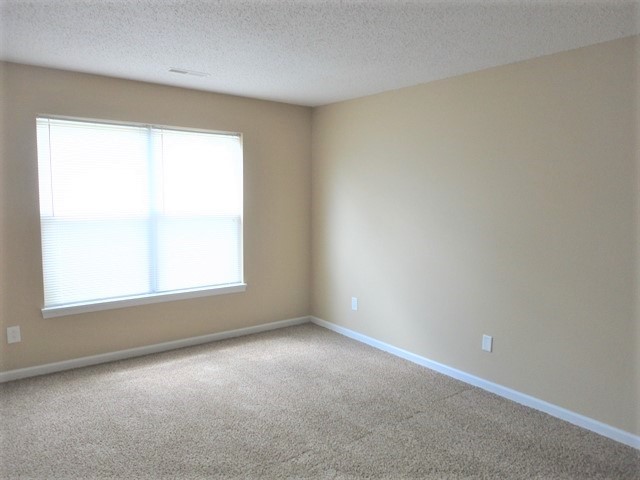 Building Photo - 9892 Cedarstone Ln