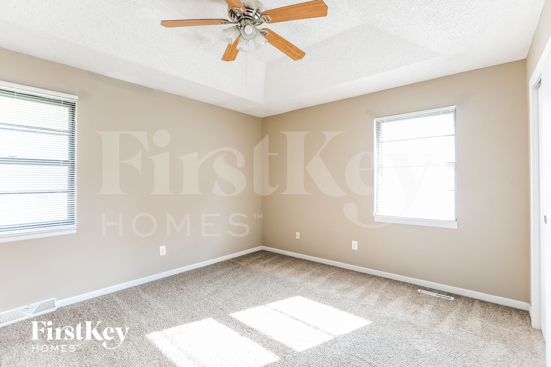 Building Photo - 2921 SW Moore St