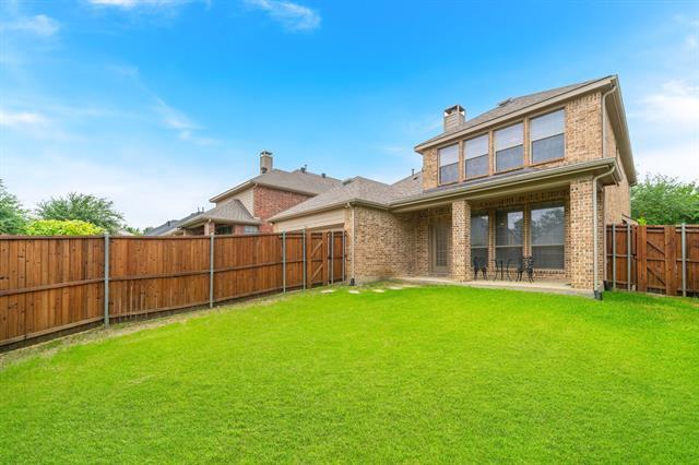 Building Photo - 2116 Chambers Dr