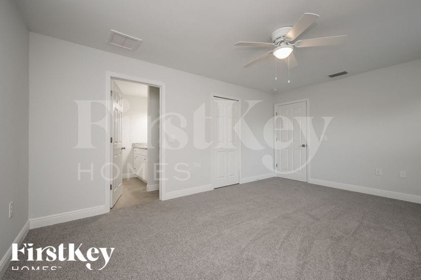 Building Photo - 2506 63rd St W