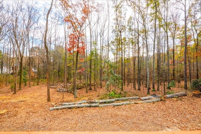 Building Photo - 4967 Macland Rd