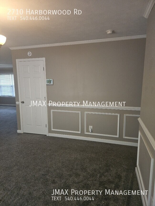 Building Photo - 2710 Harborwood Rd