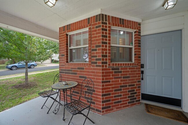 Building Photo - 5400 Rusk Ct