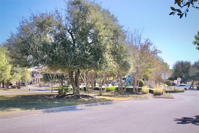 Building Photo - 8732 Wood Stork Dr