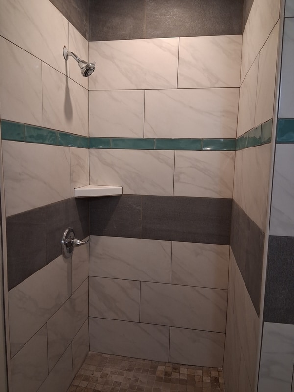 Building Photo - 112 S 6th St