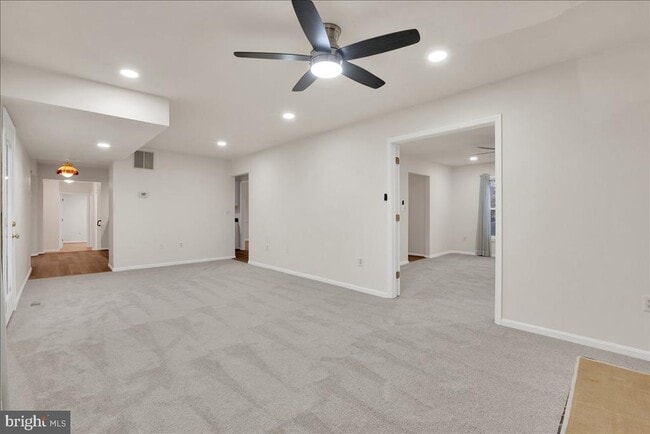 Building Photo - 12451 Plowman Ct