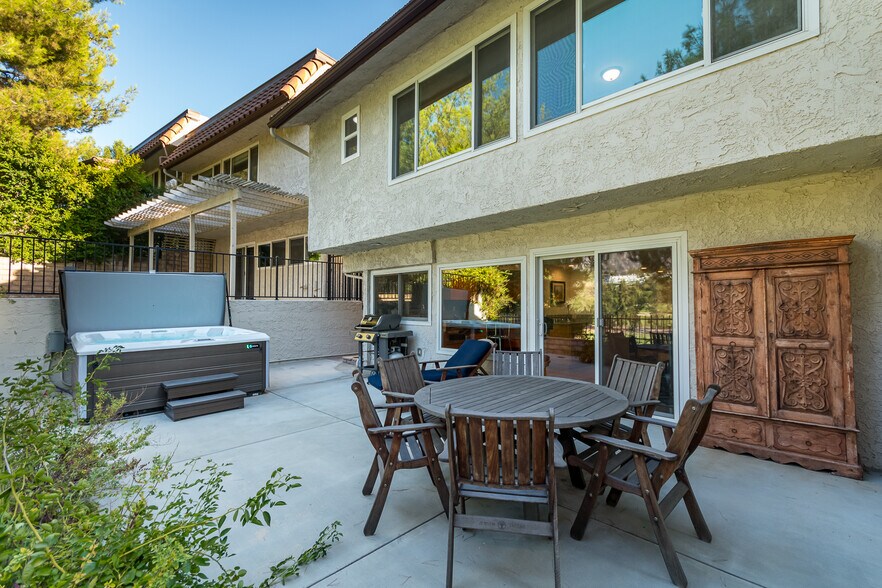 Building Photo - 783 Starlight Heights Dr