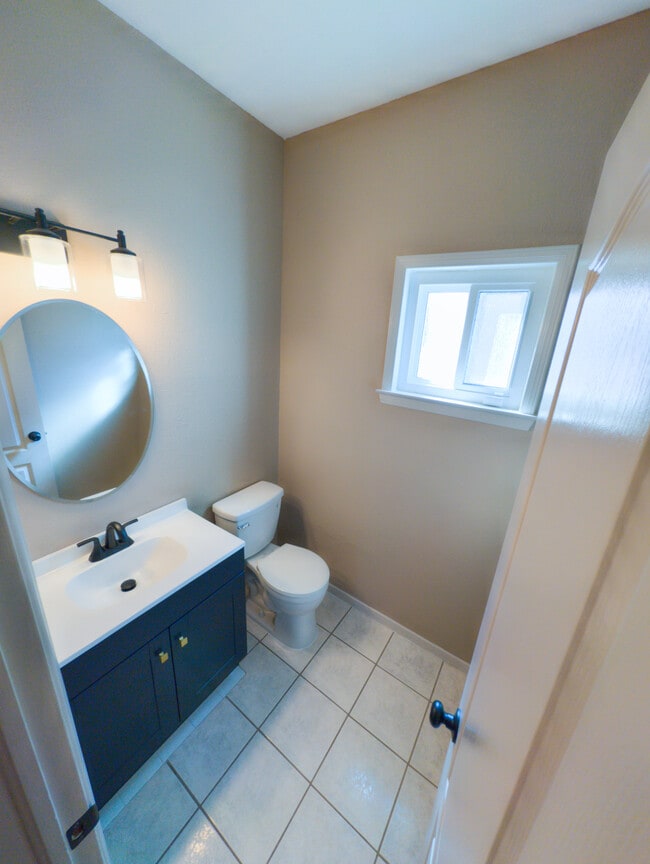 Building Photo - 1397 James Dudley Dr