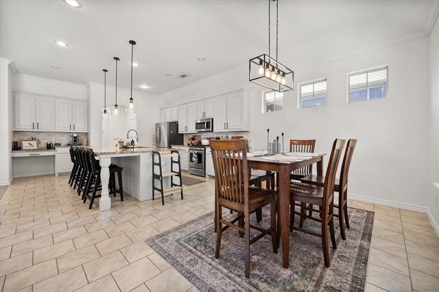 Building Photo - 441 Corriente Trail