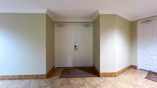 Building Photo - 5 Portofino Dr