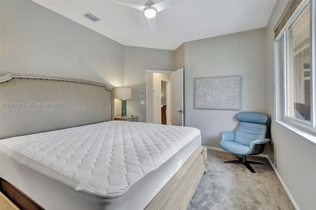 Building Photo - 2922 Medinah