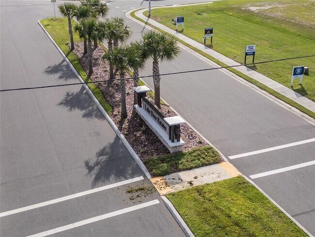 Building Photo - 3181 Viceroy Ct