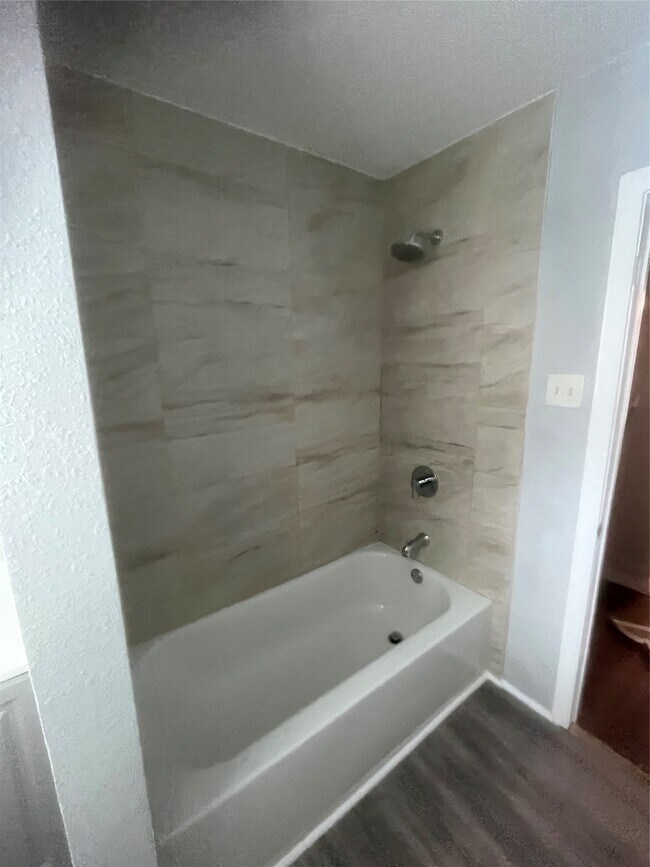 Building Photo - 2801 Virginia St