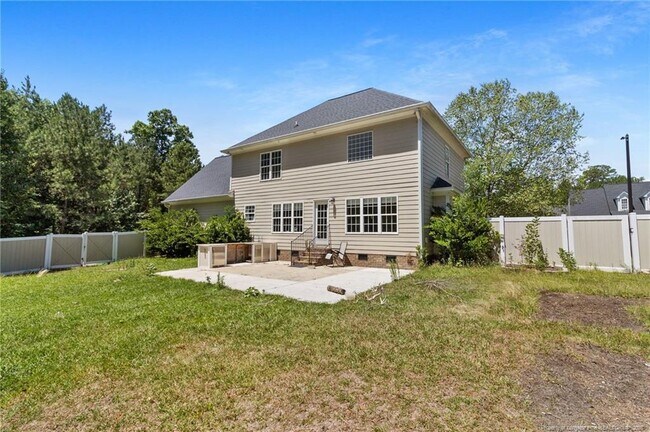 Building Photo - 5802 Rainsford Dr