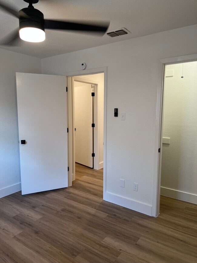 Building Photo - 3302 Canton St