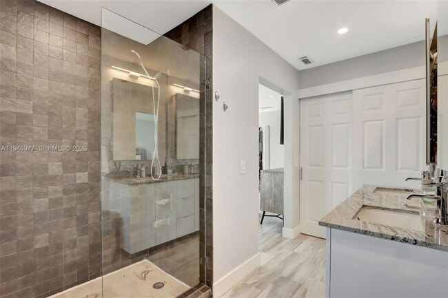 Building Photo - 15481 SW 47th Terrace