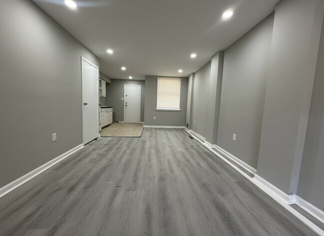 Building Photo - 2944 LeCount St