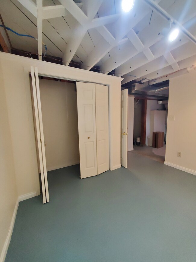 Building Photo - 3408 3rd Ave S