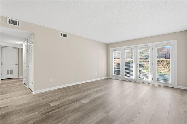 Building Photo - 3650 Ashford Dunwoody Rd NE