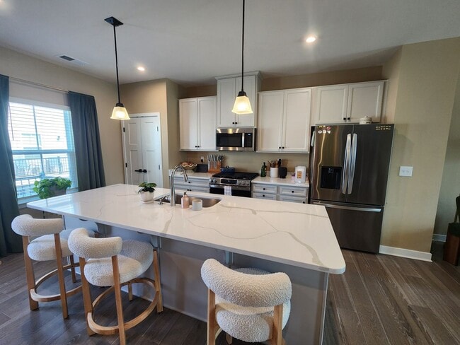 Building Photo - 3 Story Townhome near Concord Mills