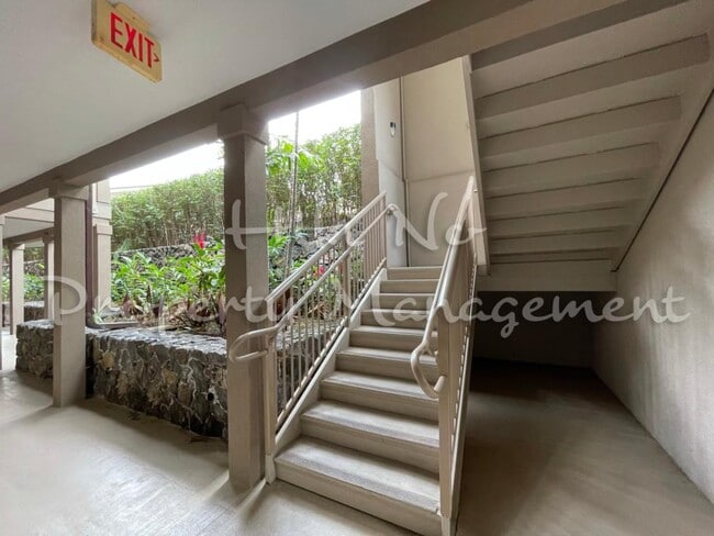 Building Photo - 75-346 HUALALAI RD.Apt E102