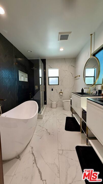 Building Photo - 3845 Olympiad Dr