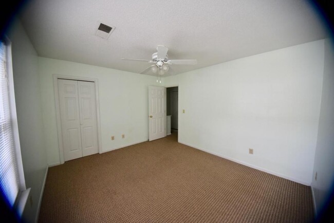 Building Photo - 1423 Ashley River Rd
