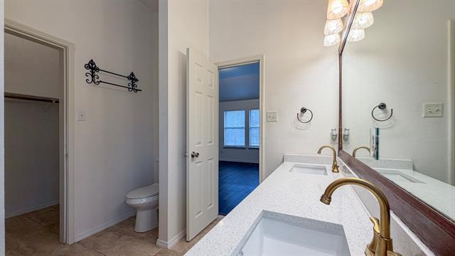 Building Photo - 1213 Maple Terrace Dr