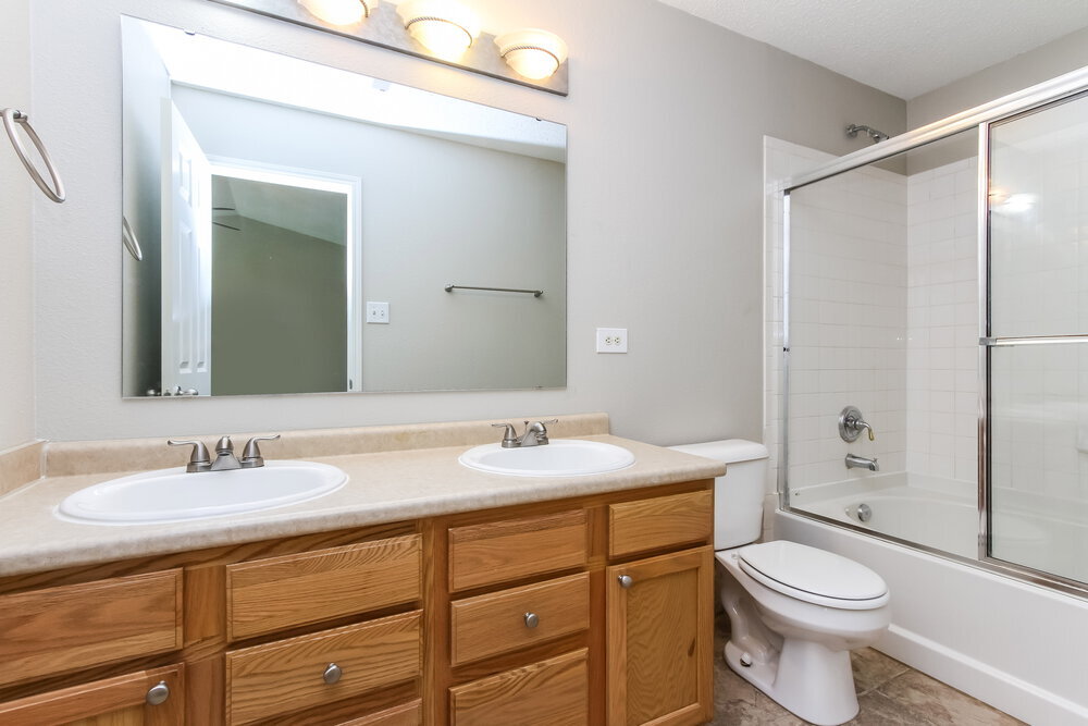 Building Photo - 6906 W Dover Pl