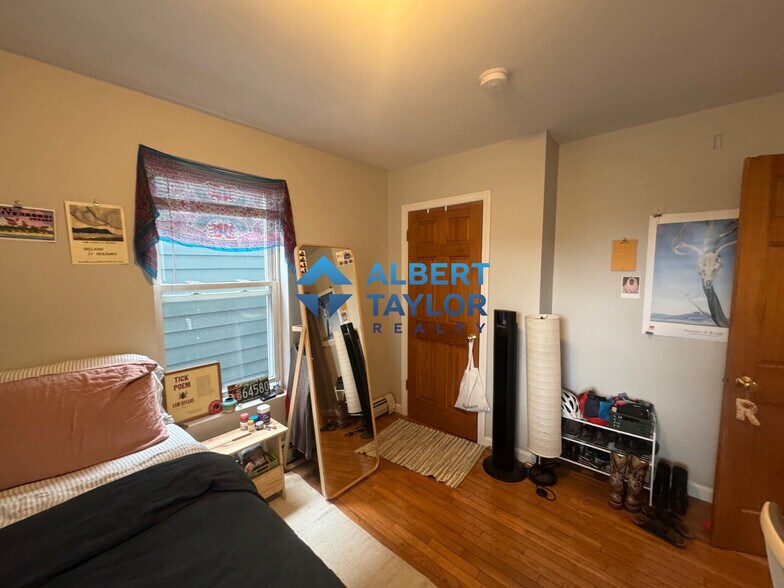 Primary Photo - 350 Allston St