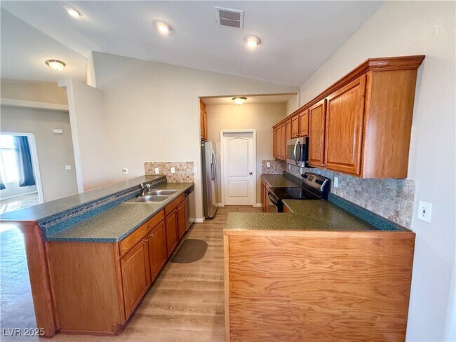 Building Photo - 2370 Deadwood St