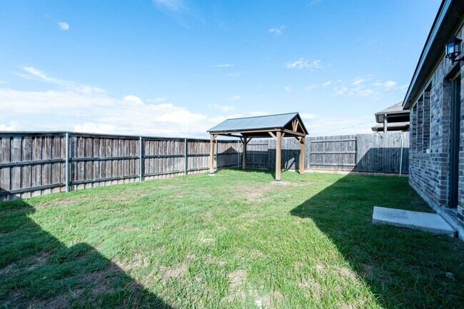 Building Photo - 838 Pepperbark Loop