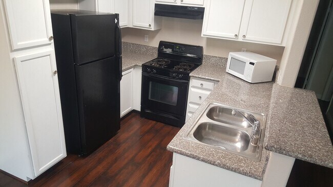 Building Photo - COMING SOON!!  Key Largo @ Canyon Willow