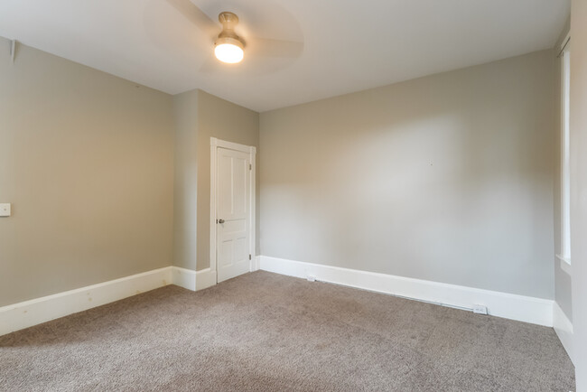 Building Photo - 4210 Colerain Ave