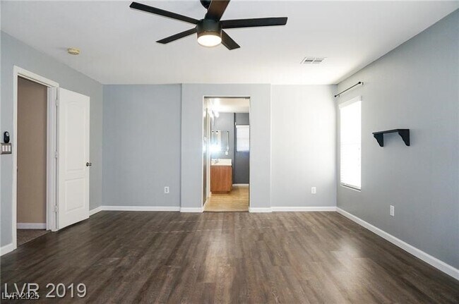 Building Photo - 6717 Yellowhammer Pl