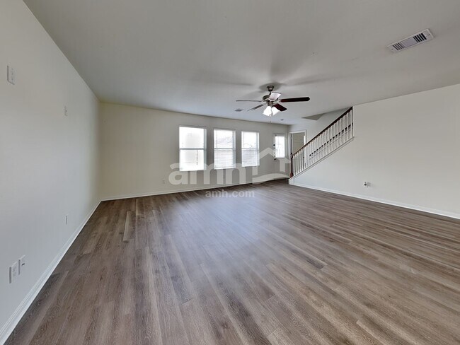 Building Photo - 16843 Blackberry Lily Ln