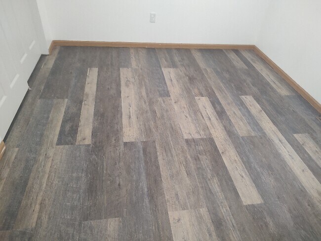 Building Photo - 422 Harrison Ave