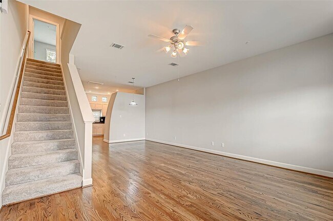 Building Photo - 2710 Hullsmith Dr