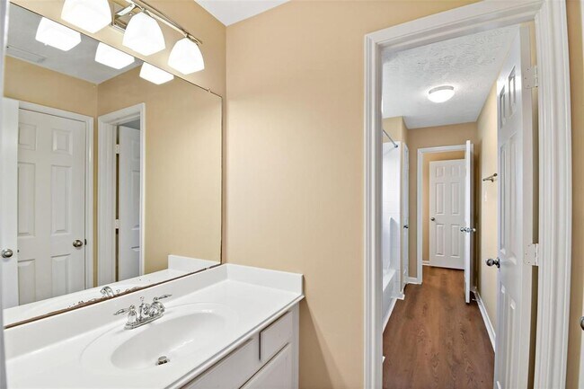 Building Photo - 8019 Spring Bluebonnet Dr