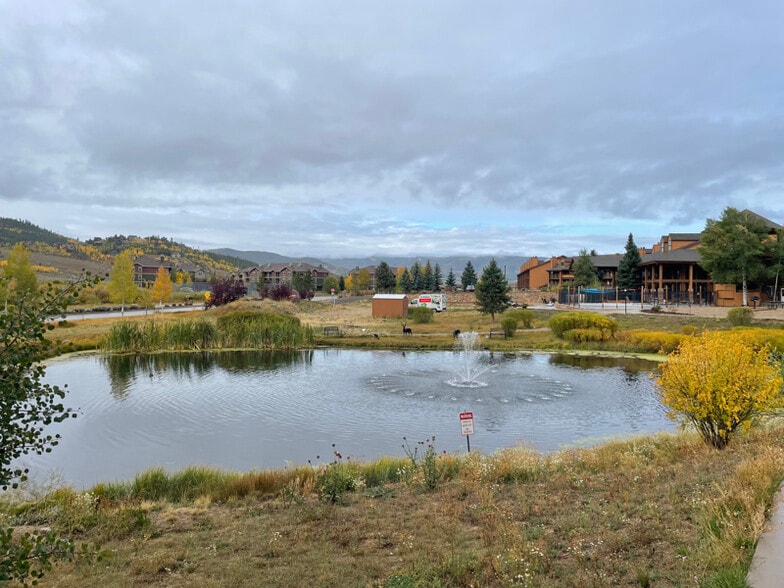 Building Photo - 62927 U.S. Hwy 40