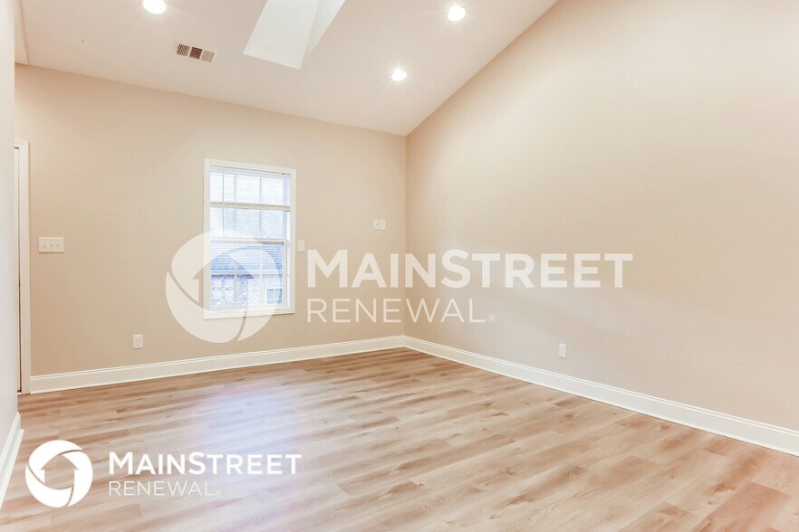 Building Photo - 7010 Echo Hill Way