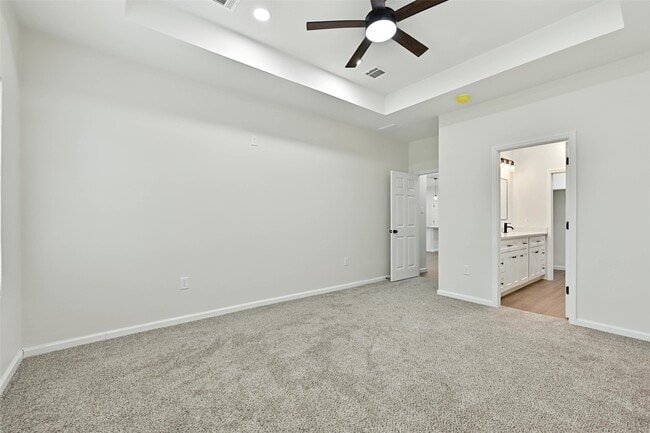 Building Photo - 6109 Woodrow St