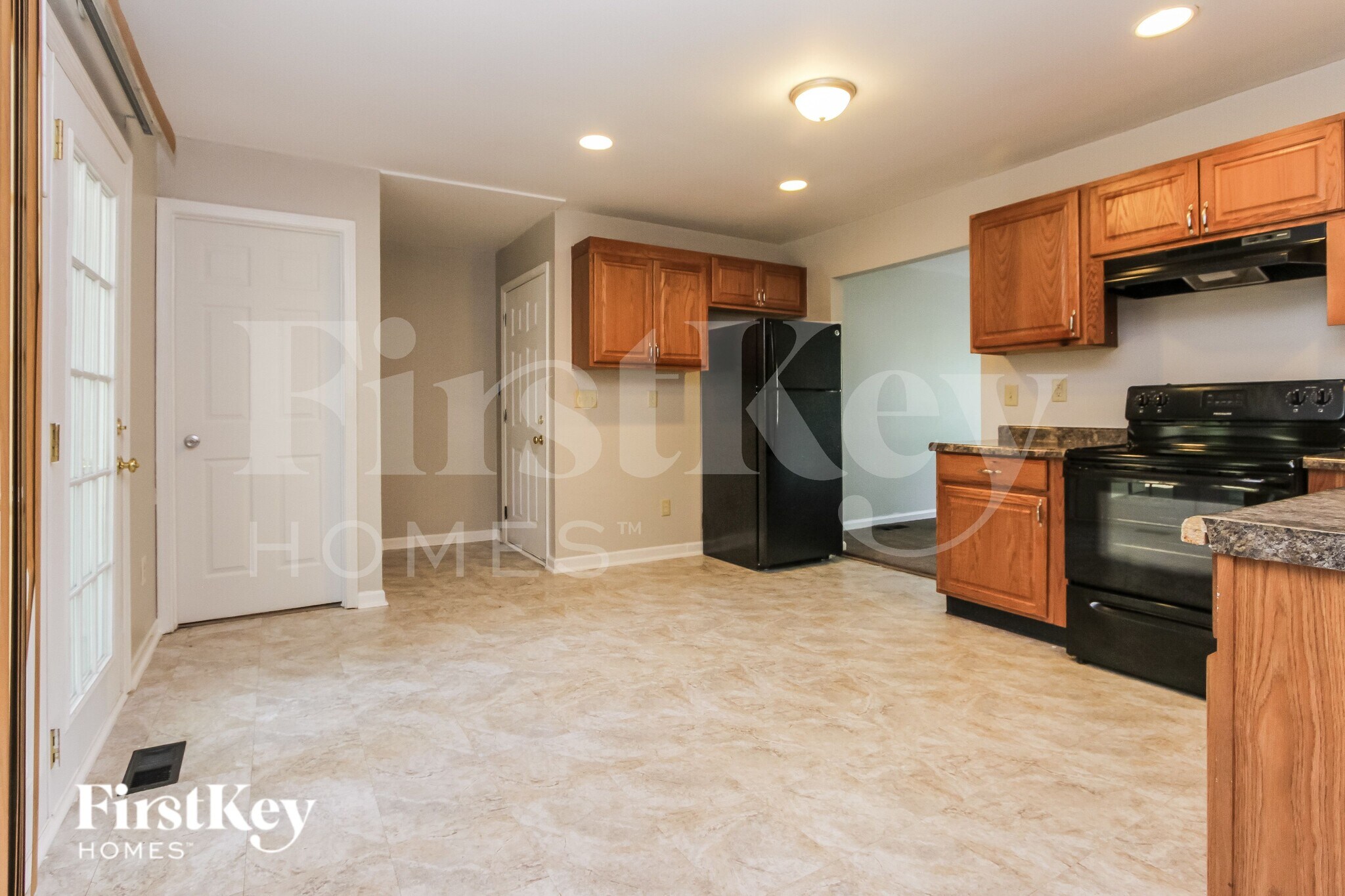 Building Photo - 10207 Catalina Dr