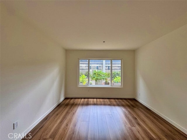 Building Photo - 230 S Catalina Ave