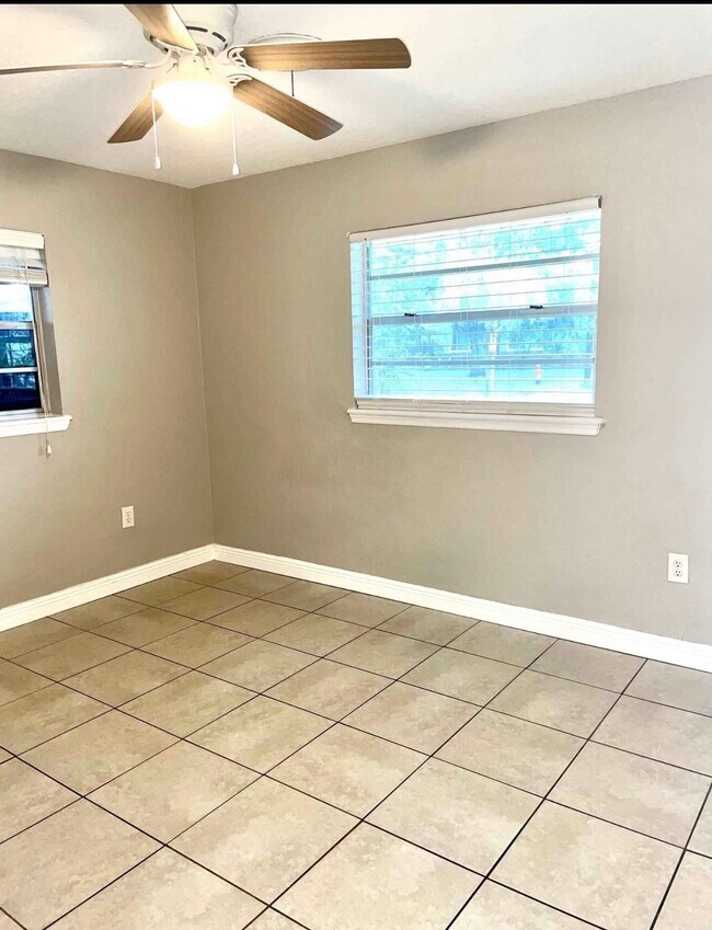 Bedroom 1 - 141 Saint George Rd