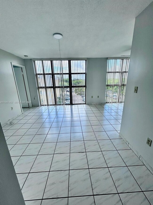 Building Photo - 11750 SW 18th St