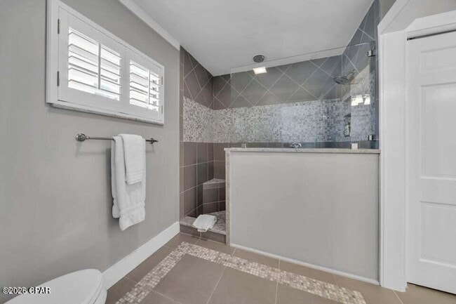 Building Photo - 628 Amberjack Dr