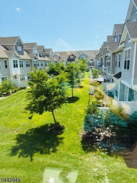 Building Photo - 907 Greenland Square